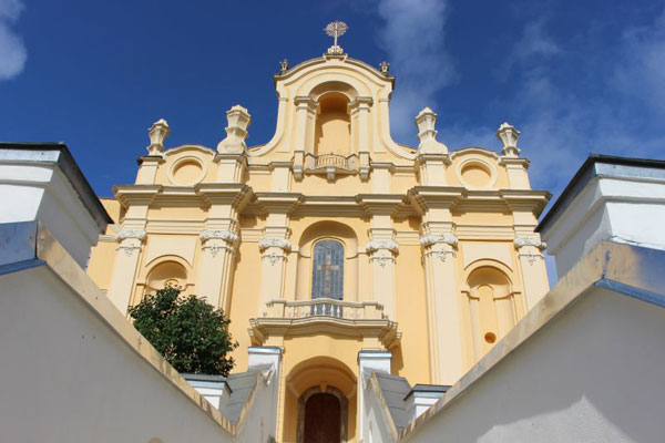 Костел в Більшівцях